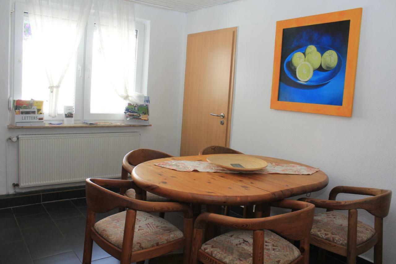 Ferienwohnung-Kiefer Hillscheid エクステリア 写真