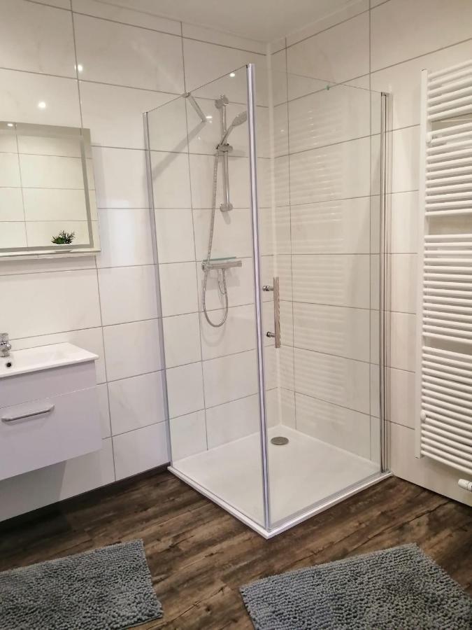 Ferienwohnung-Kiefer Hillscheid エクステリア 写真